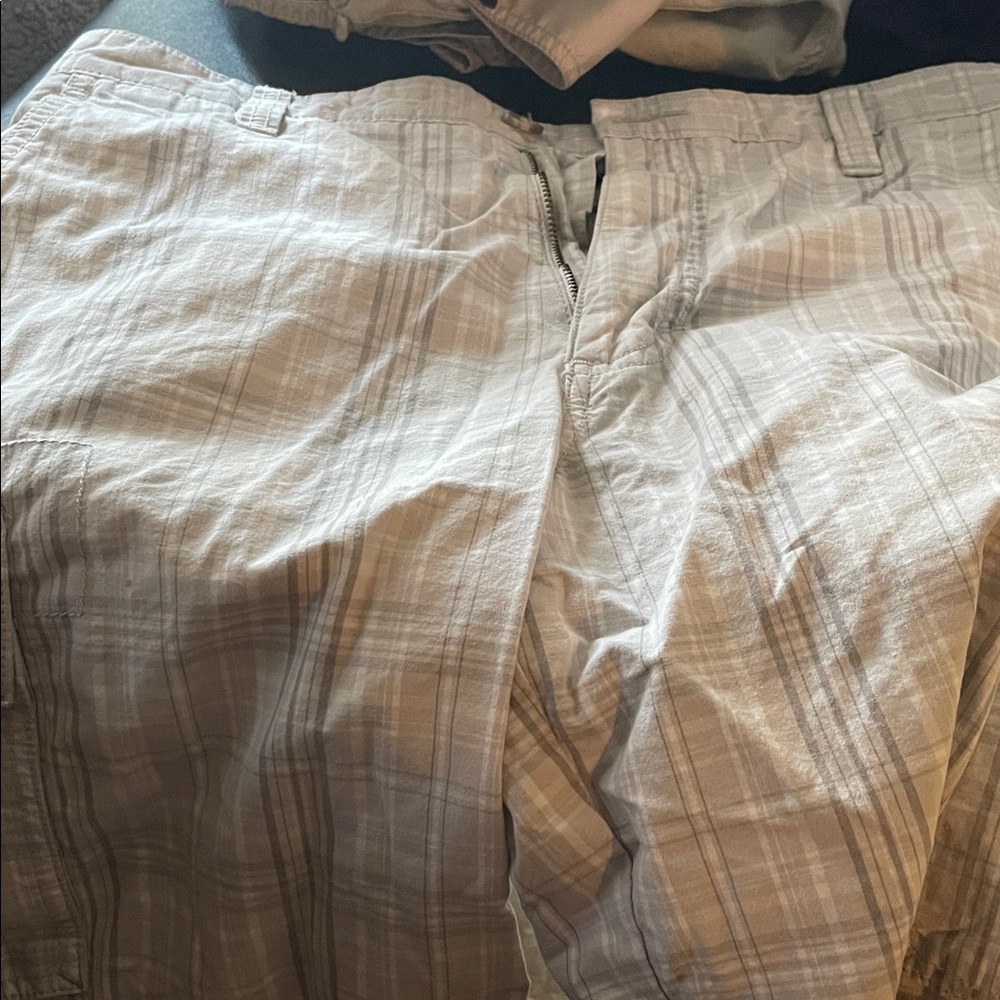 Dockers Men's Light Plaid Cargo Pants